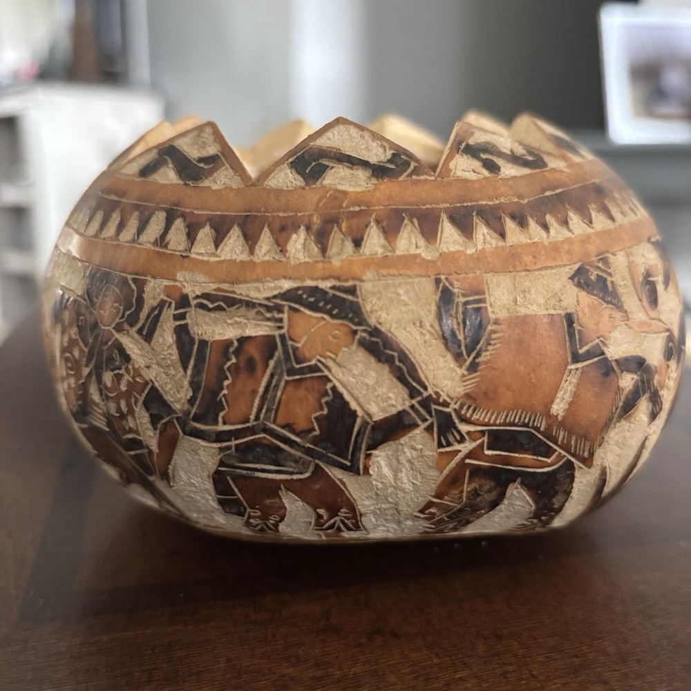 Peruvian Hand Carved 5" Round Gourd‎ Bowl Trinket Dish Folk Art Dancingo